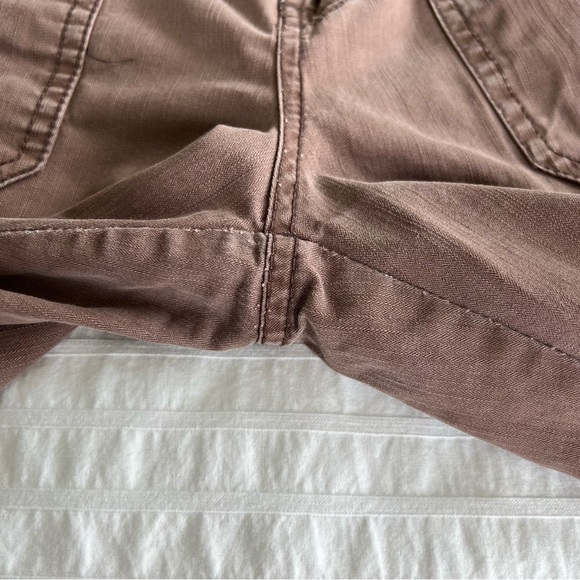 VTG Y2K Aeropostale Brown Cargo Bermuda Shorts, 5/6 - Picture 7 of 10